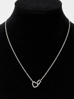 Dainty Silver Double Heart Necklace Minimalist Romantic Everyday Jewelry